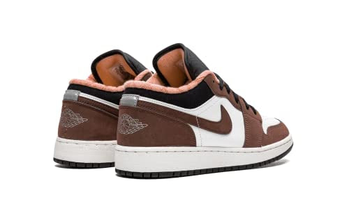 Jordan 1 Low “Mocha”